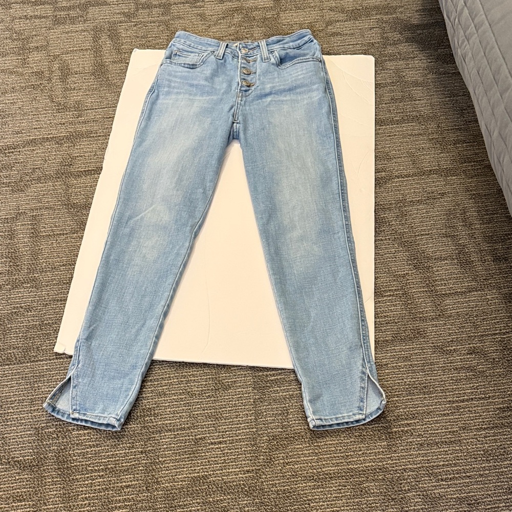 Levi's Women's Light Blue Skinny Jeans
